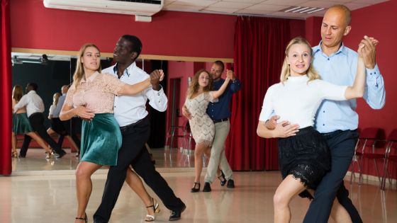 Salsa Dancing: How to Find the Perfect Pair of Shoes